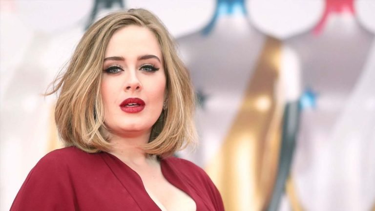 15 Trendy Plus-Size Haircuts To Enhance Your Natural Beauty