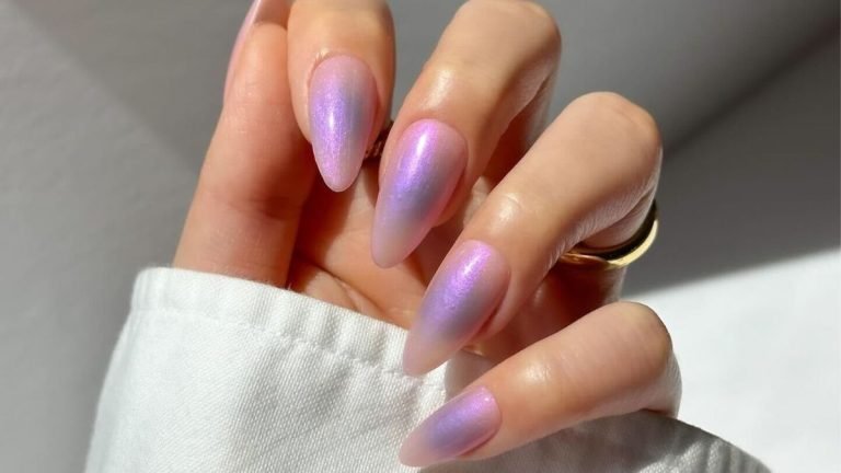 13 Creative Aura Effect Nails to Add Magic to Your Manicure