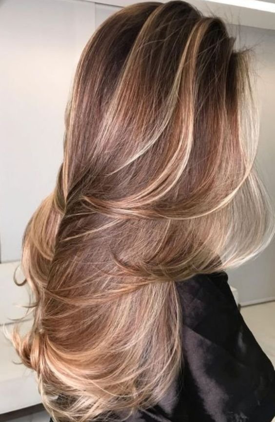 Feathered Long Layers with Balayage Highlights