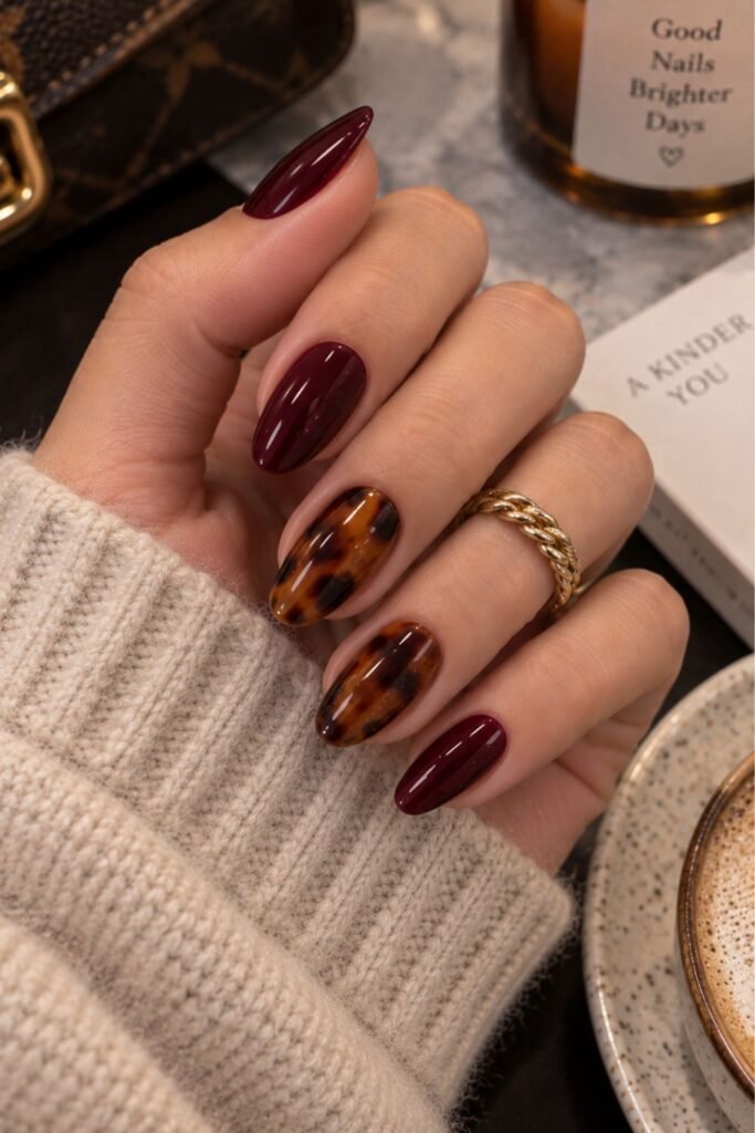 Burgundy and Tortoiseshell Accent Set