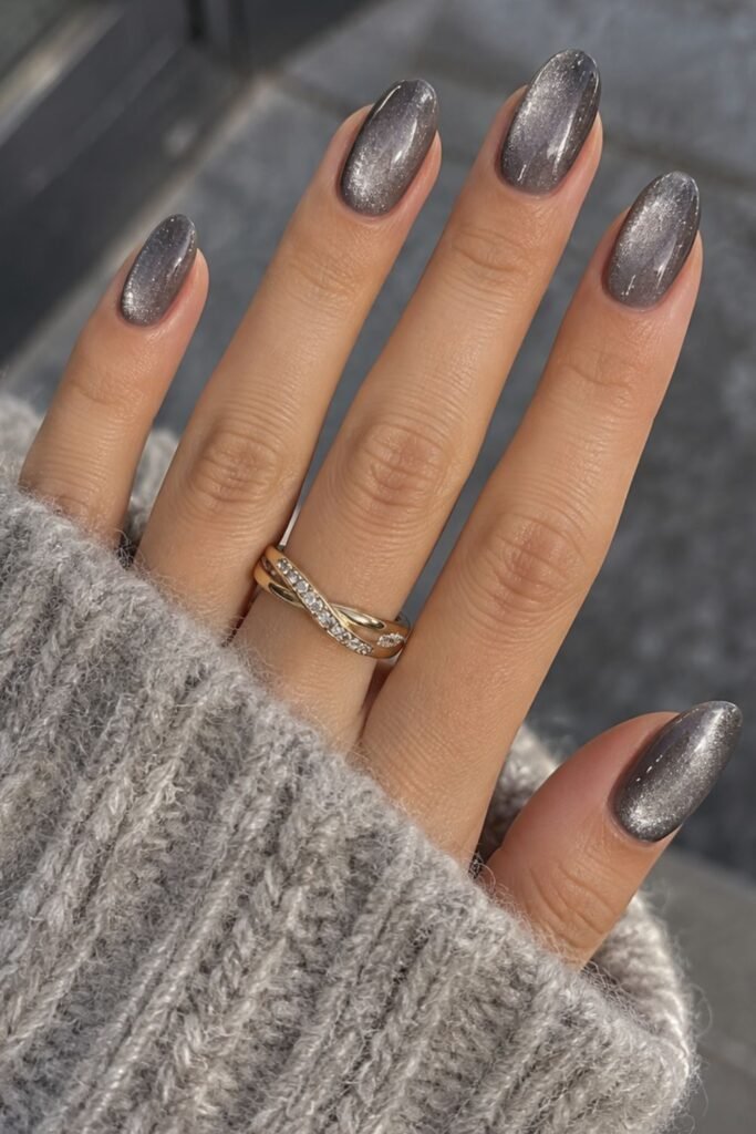 Soft gray velvet magnetic gel nails